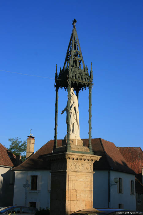 Statue Saint Projet / FRANCE 