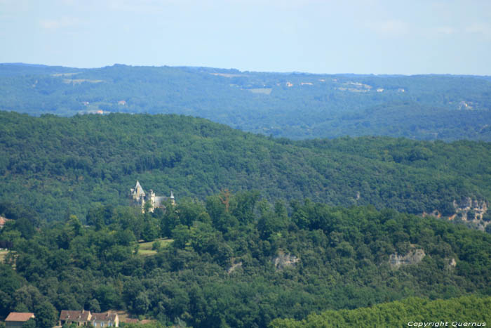 Vue sur vallai de la Dordogne  Domme / FRANCE 