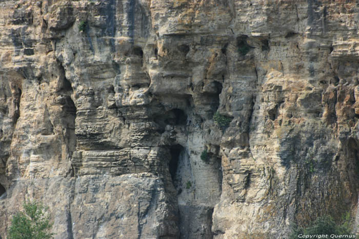 Rotsen La Roque-Gageac / FRANKRIJK 