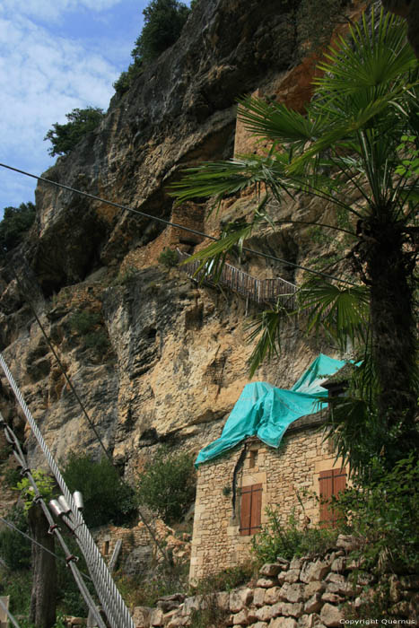 Chemin vers partie ancienne La Roque-Gageac / FRANCE 