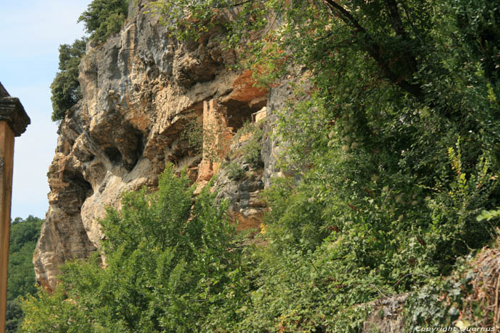 Weg naar beschermd stuk La Roque-Gageac / FRANKRIJK 