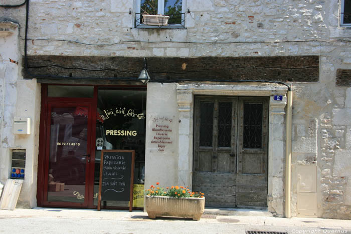 Maison  pan de bois en haut Souillac / FRANCE 