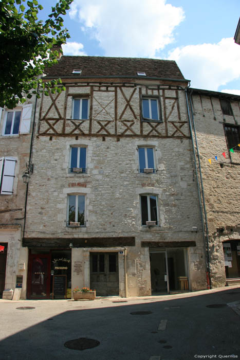 Maison  pan de bois en haut Souillac / FRANCE 