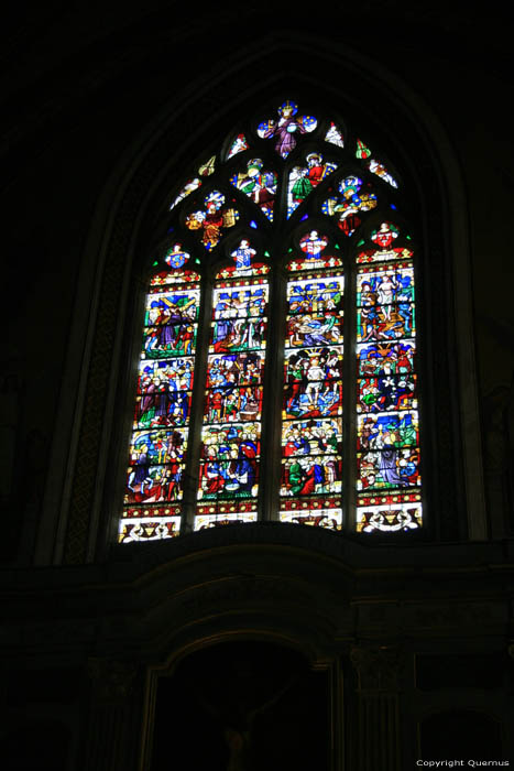 Sint-Mauruskerk Martel / FRANKRIJK 