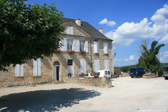 Castle Creysse in MARTEL / FRANCE 