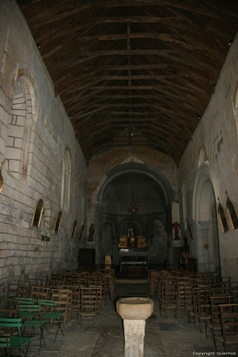 Onze-Lieve-Vrouw-geboortekerk van Lasvaux Cazillac in MARTEL / FRANKRIJK 