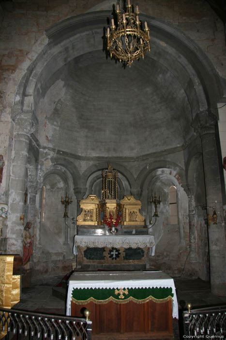 Onze-Lieve-Vrouw-geboortekerk van Lasvaux Cazillac in MARTEL / FRANKRIJK 