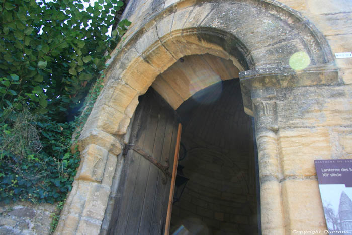 Lanterne des Morts Sarlat-le-Canda / FRANCE 