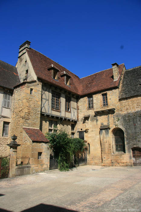 Building Sarlat-le-Canda / FRANCE 