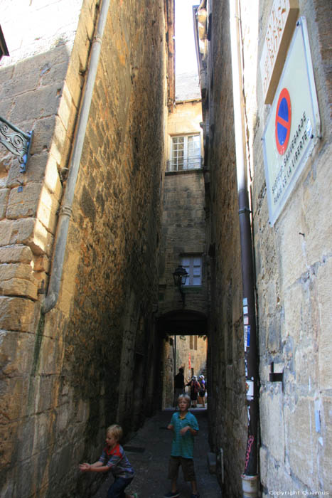 Bertrand de Bornstraat Sarlat-le-Canda / FRANKRIJK 