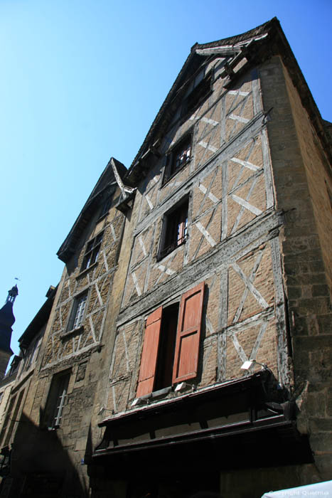 Huizen met stucwerk Sarlat-le-Canda / FRANKRIJK 