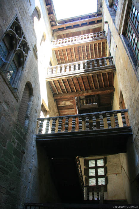 Interieor court Sarlat-le-Canda / FRANCE 