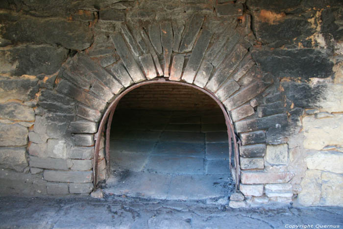 Middle Age Oven Urval / FRANCE 