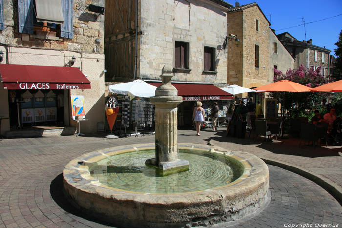 Fontein Bergerac / FRANKRIJK 