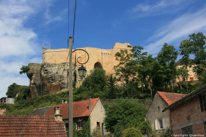 Chteau-Fort Ruine Carlux / FRANCE 