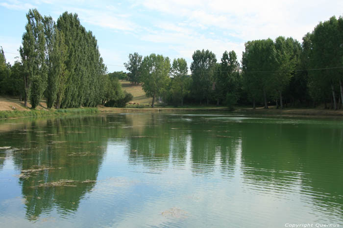 Lake Listen when it rains Gourdon in LOT / FRANCE 