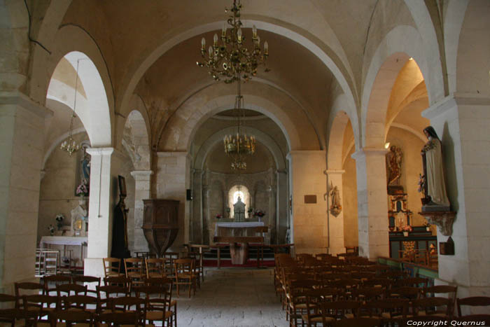 Eglise Chavagnac / FRANCE 