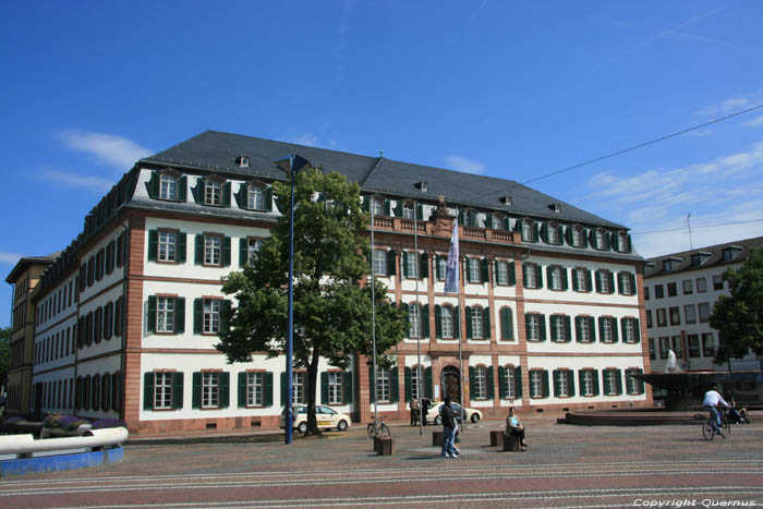 Regeringsgebouw Darmstadt / Duitsland 