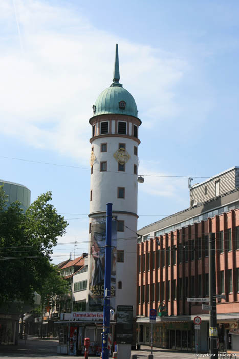 Uurwerktoren (Weisser Turm) Darmstadt / Duitsland 