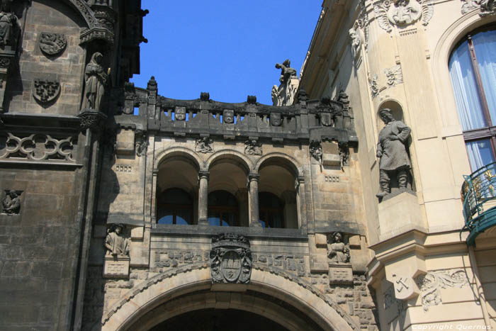 Porte de Poudre Pragues  PRAGUES / Rpublique Tchque 
