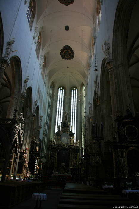 Tynkerk (Kostel Pred Tynem) Praag in PRAAG / Tsjechi 