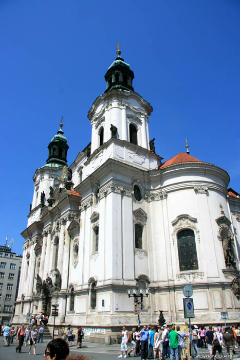 Sint-Nicolaaskerk (Kostel Sv.Mikulase) Praag in PRAAG / Tsjechi 