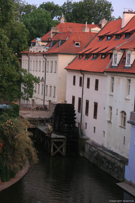 Watermolen op Duivelsbeek Praag in PRAAG / Tsjechi 