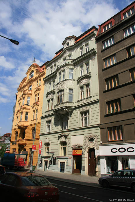 Tbudgeano 1904 Grijs Herenhuis Praag in PRAAG / Tsjechi 