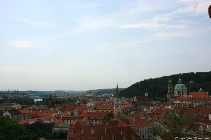 Uitzicht over Praag van bij kasteel Praag in PRAAG / Tsjechi 