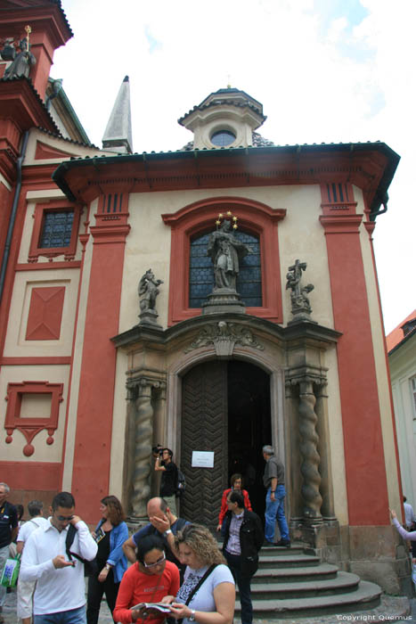 Sint-Jorisbasiliek (Bazilika Sv. Jiri) Praag in PRAAG / Tsjechi 