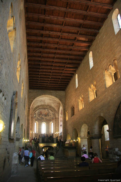 Sint-Jorisbasiliek (Bazilika Sv. Jiri) Praag in PRAAG / Tsjechi 