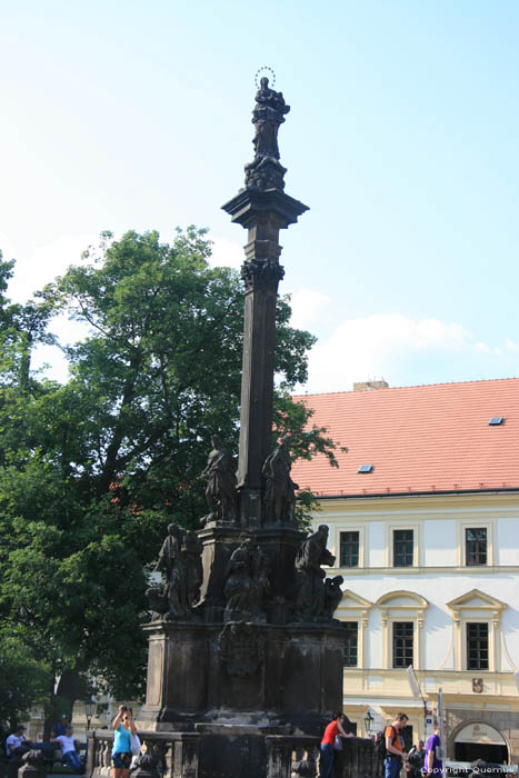 Statue Pragues  PRAGUES / Rpublique Tchque 