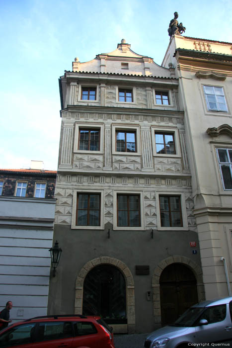 Institut de relations internationaux Pragues  PRAGUES / Rpublique Tchque 