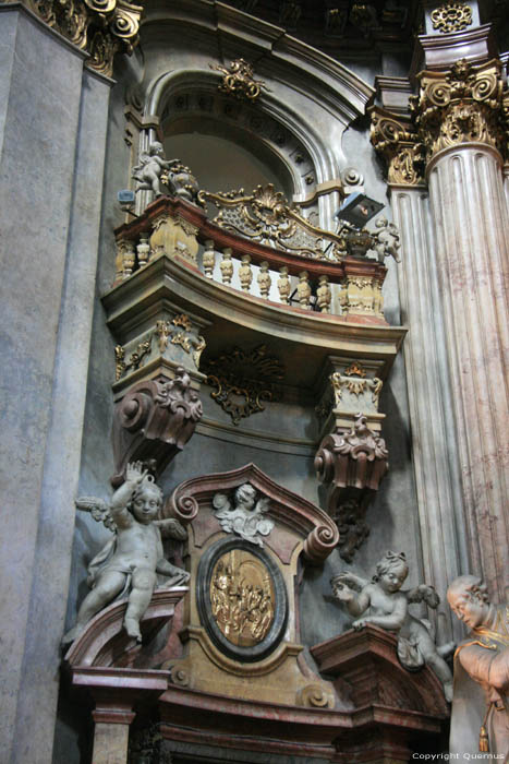 Sint-Nicolaaskerk (Kostel Sv. Mikulase) Praag in PRAAG / Tsjechi 