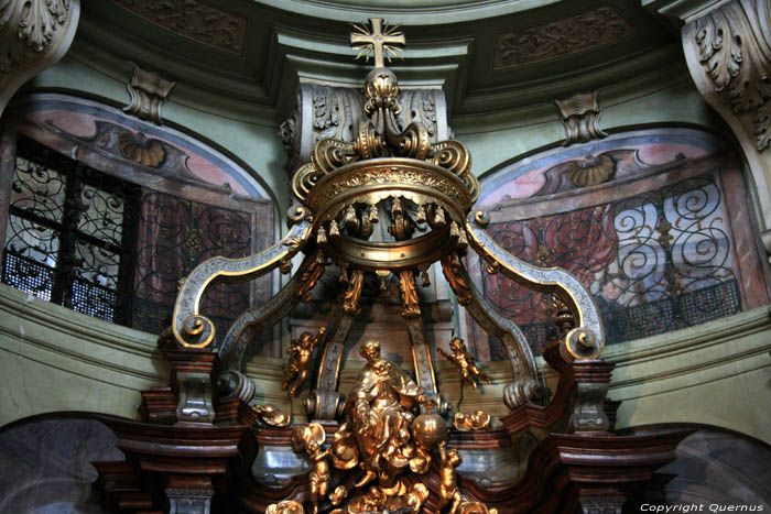 Sint-Nicolaaskerk (Kostel Sv. Mikulase) Praag in PRAAG / Tsjechi 