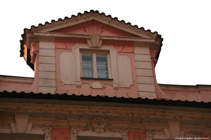 House with Our Lady and Child Pragues in PRAGUES / Czech Republic 