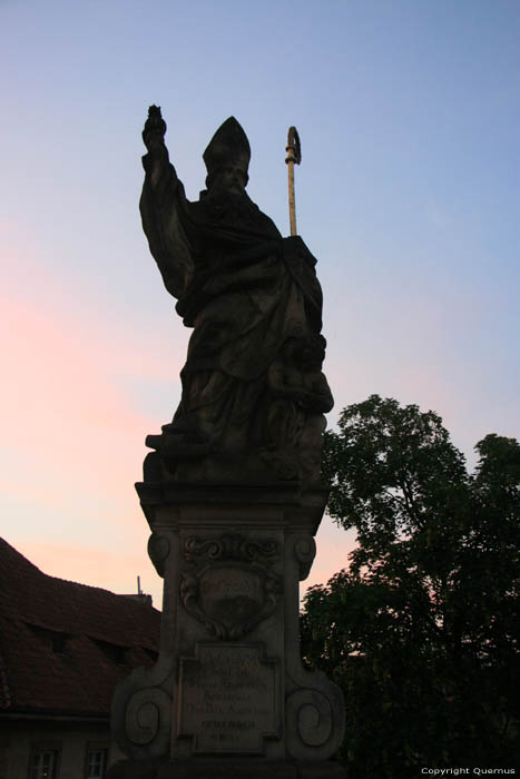 Statue de Saint Augustin Pragues  PRAGUES / Rpublique Tchque 