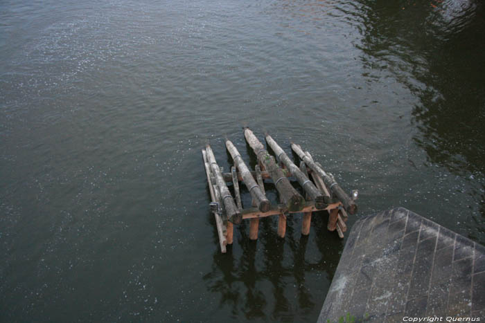 Protection for bridge Pragues in PRAGUES / Czech Republic 