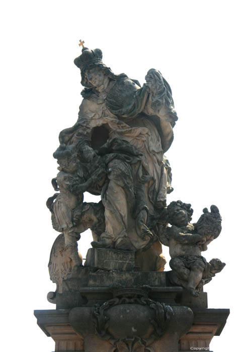 Statue de Sainte Ludmila Pragues  PRAGUES / Rpublique Tchque 