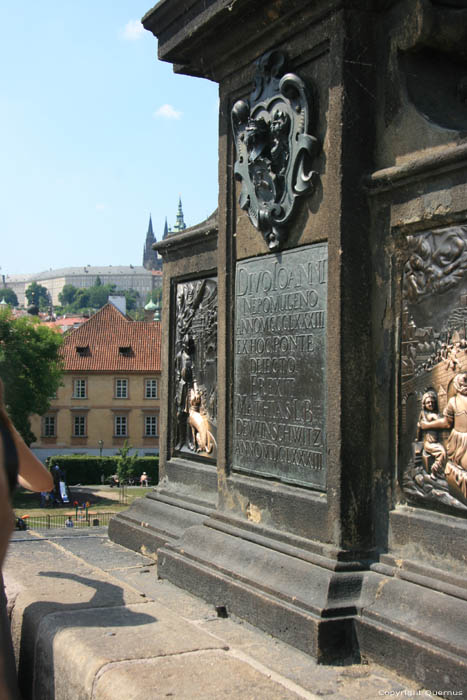 Saint John of Nepomuk 's statue Pragues in PRAGUES / Czech Republic 