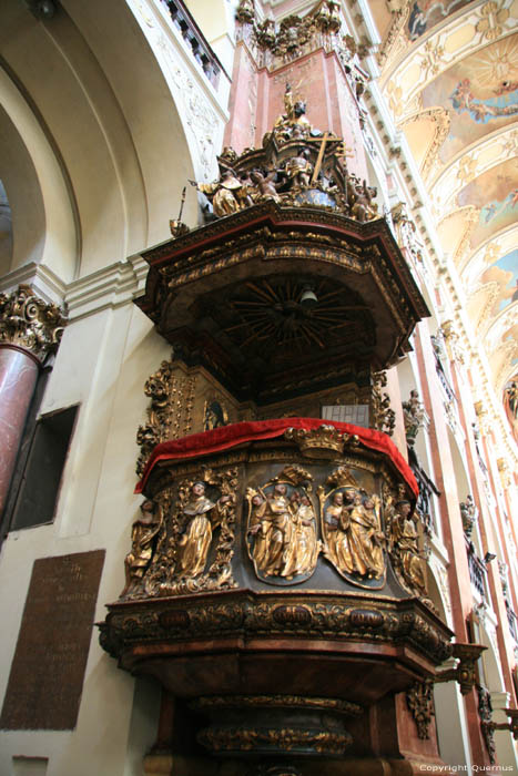 Sint-Jacobuskerk (Kostel sv Jakuba) Praag in PRAAG / Tsjechi 