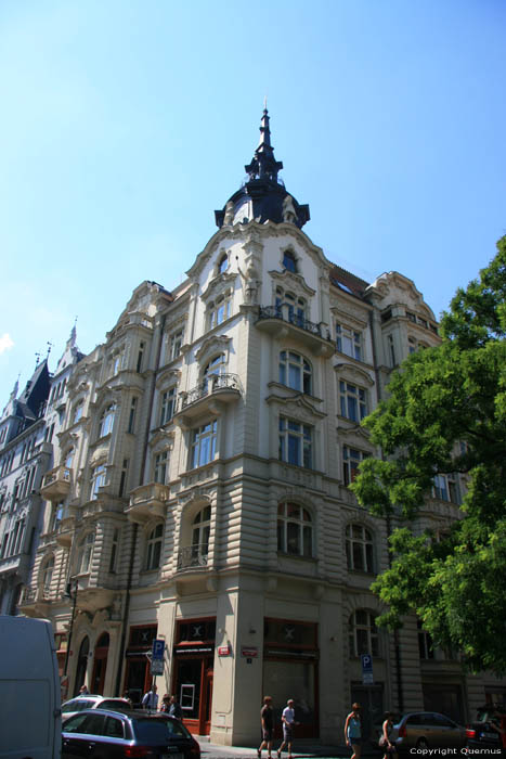 Huis De Drie Musketiers (U Tri Musketyru) Praag in PRAAG / Tsjechi 