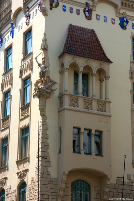 Huis met Riider die Draak Verslaat Praag in PRAAG / Tsjechi 