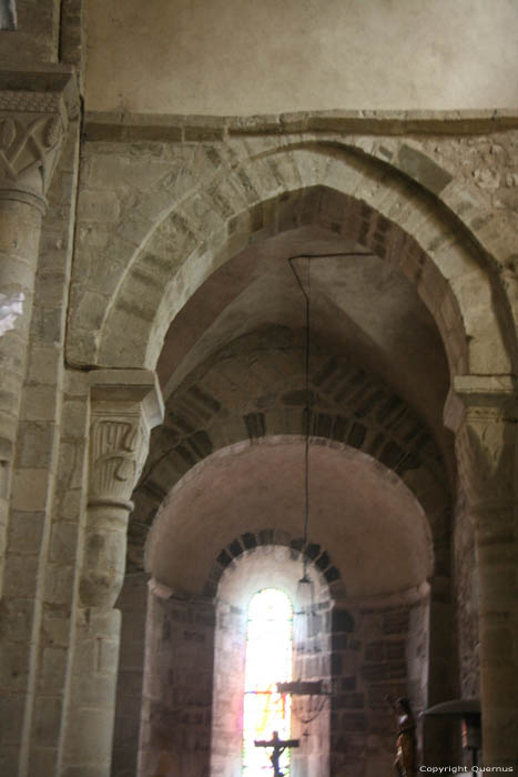 Johannes-De-Doperkerk Charroux / FRANKRIJK 