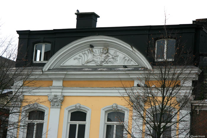 House with fronton (and doves) LIEGE 1 / LIEGE picture 