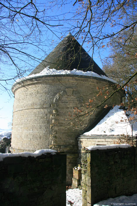 Sint-Johannes-de-Doperkerk Hierges in HIERGES / FRANKRIJK 