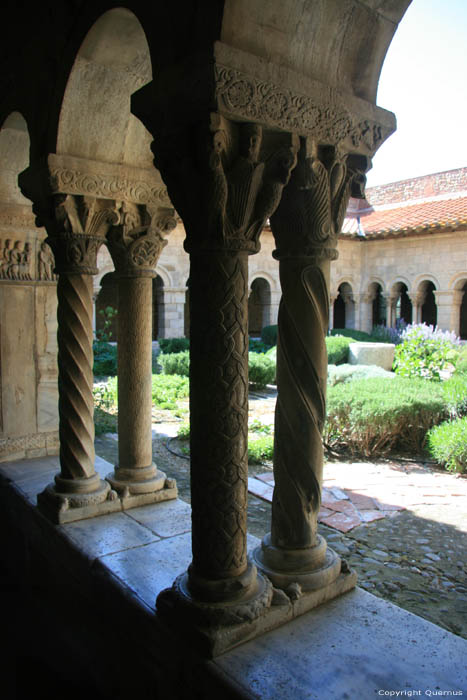 Cathdrale Sainte Eulalie Elne / FRANCE 