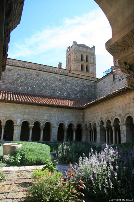 Cathdrale Sainte Eulalie Elne / FRANCE 