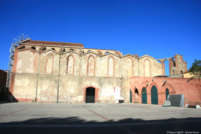 Kerk van de Carmelieten Perpignan / FRANKRIJK 
