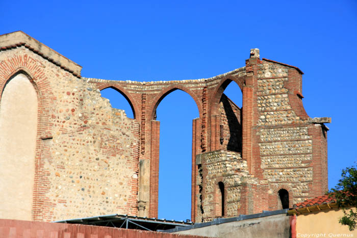 Kerk van de Carmelieten Perpignan / FRANKRIJK 